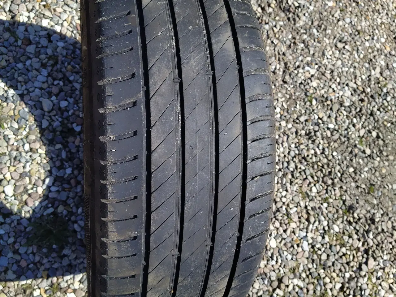 Billede 2 - Sommerdæk 215/55 R16