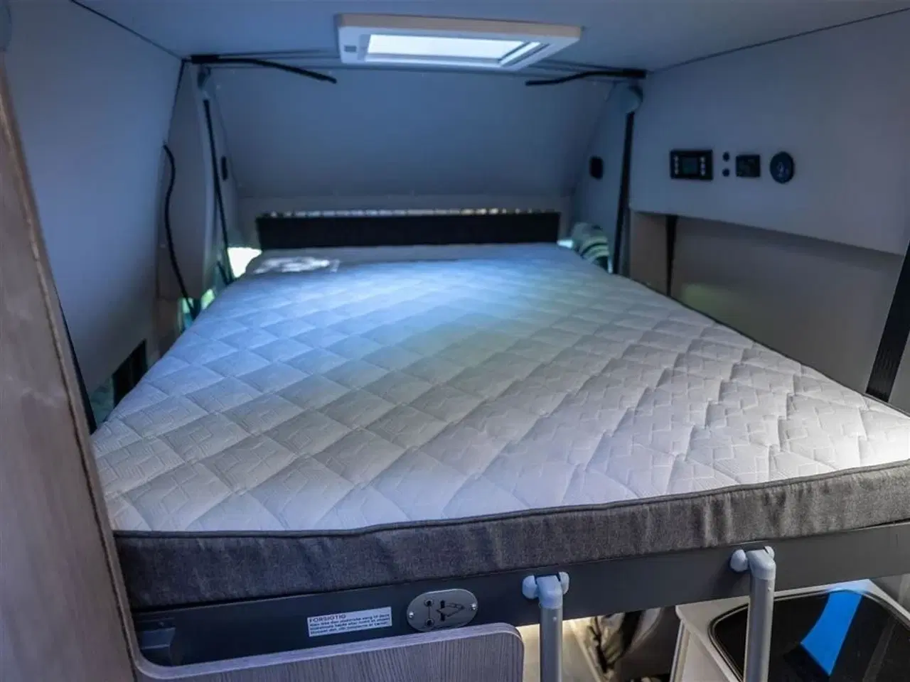Billede 16 - 2023 - FURGOK XPACE 600 FAMILY North   Van med plads til 5 personer!