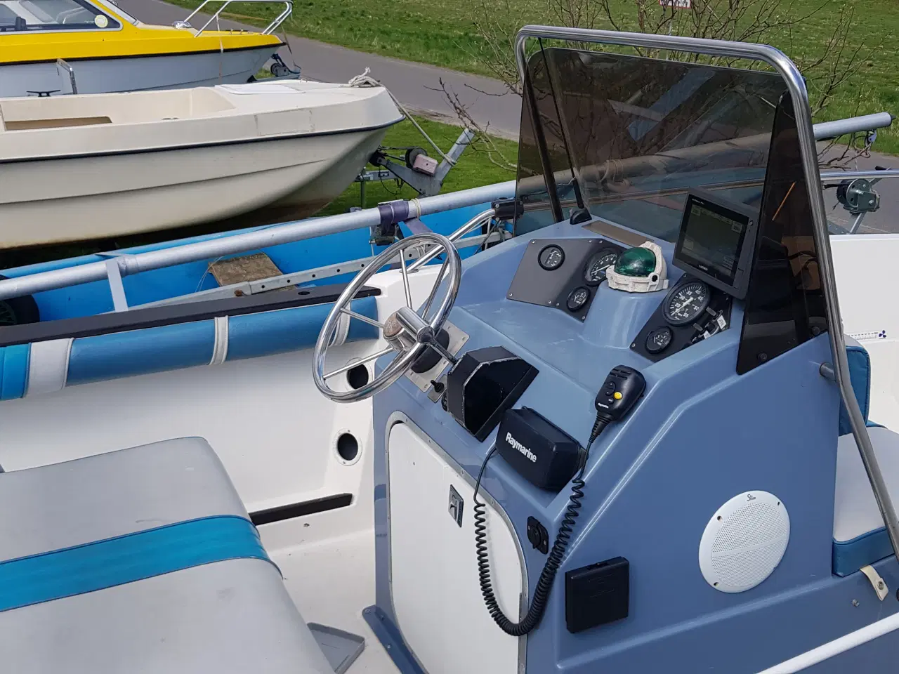 Billede 3 - styrepultbåd CAMPION 165 , 90 hk Mercury m trailer