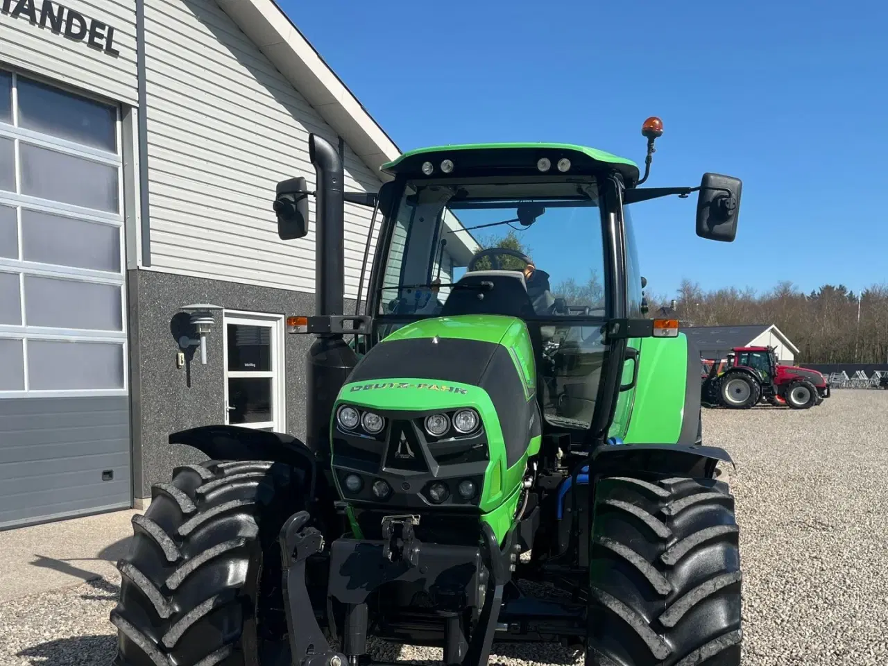 Billede 4 - Deutz-Fahr Agrotron 6140 Classic Fin handy traktor med frontlift.