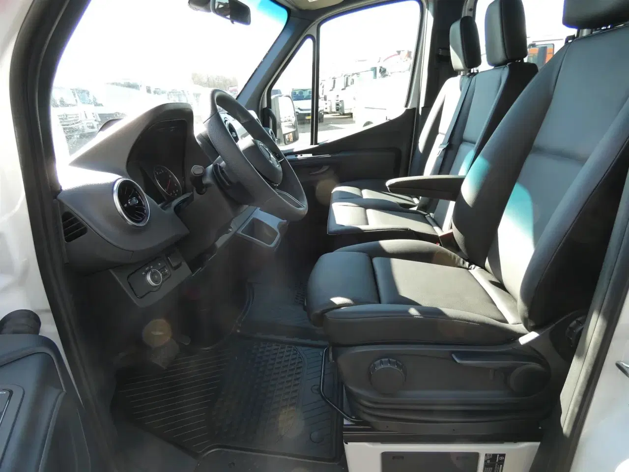 Billede 9 - Mercedes-Benz Sprinter 317 2,0 CDI A3 RWD 9G-Tronic 170HK DobKab Aut.