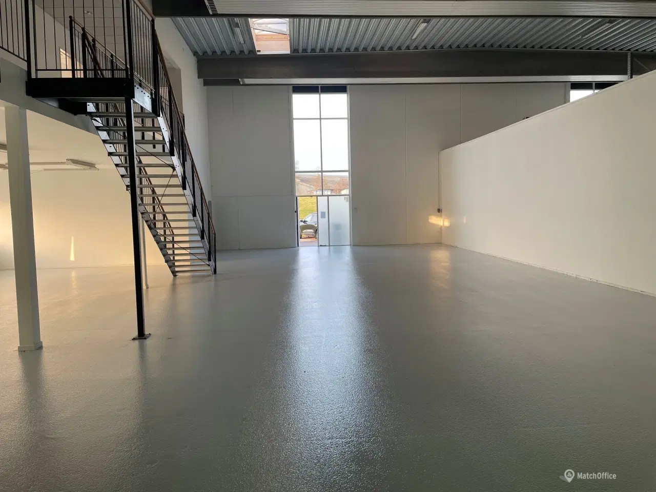 Billede 3 - Hvide by i Køge.  Showroom. Kontor. Lager. Detailsalg.....