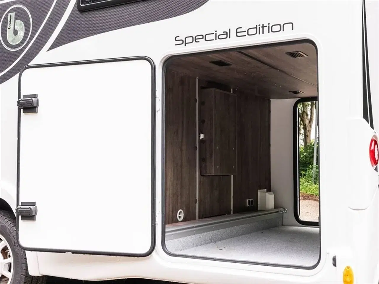 Billede 36 - 2024 - Benimar Tessoro 468 Special Edition   KAMPAGNE - SPAR: 45.000 KR.