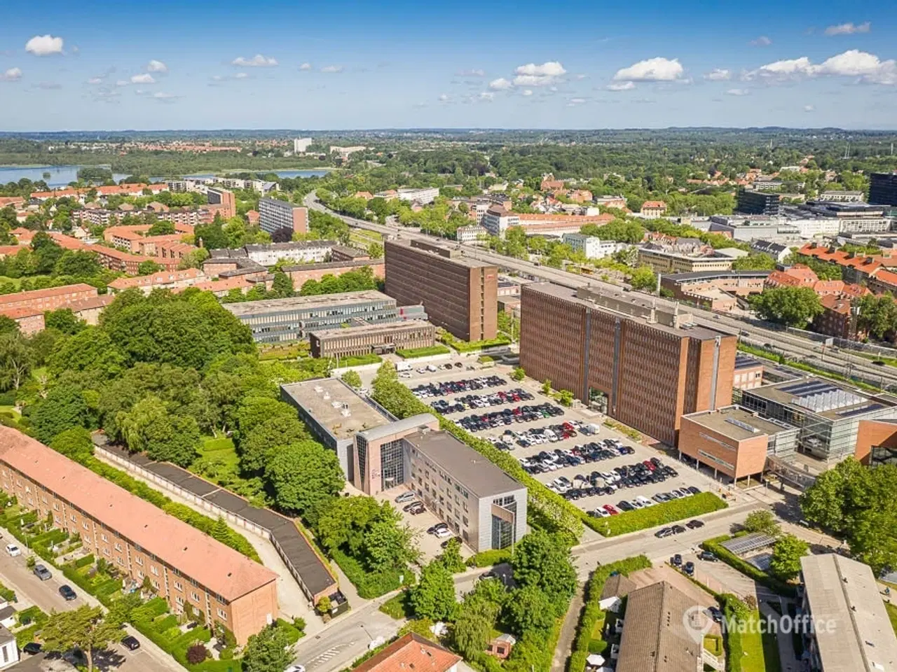 Billede 1 - 994 m² kontorlejemål med  super beliggenhed i Lyngby