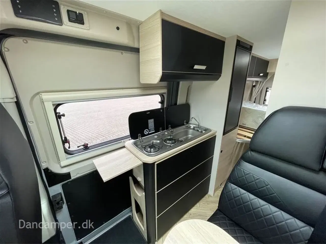 Billede 9 - 2024 - Chausson V697 Sport Line   Super flotte Sport Line, 140 HK, 9-trins automatgear, tilbehørs-, connect-, safety- og artic pakke.