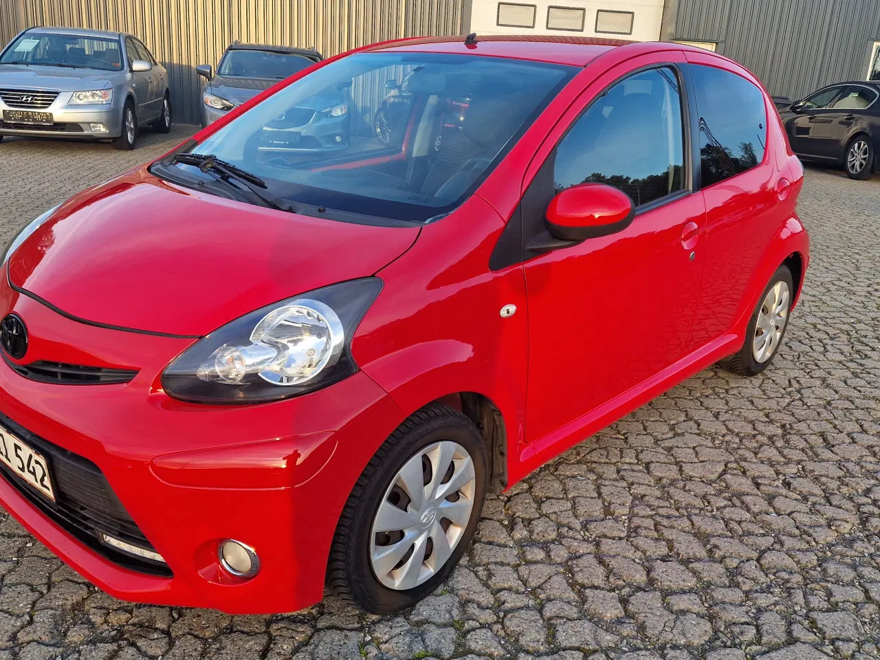 Billede 2 - Toyota aygo lav km.