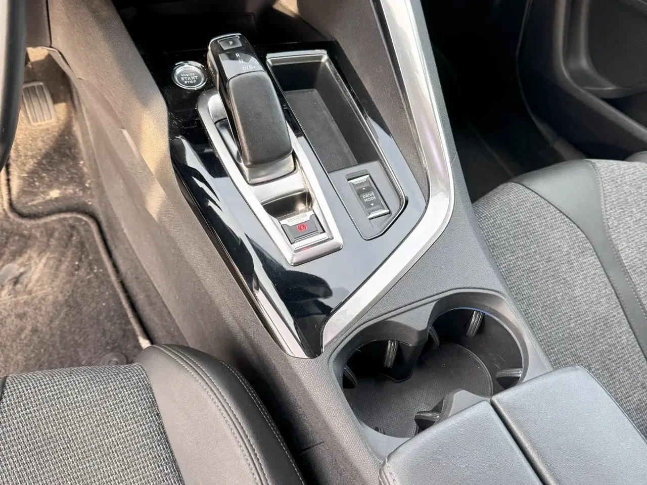 Billede 9 - Peugeot 3008 1,6 Hybrid4 GT EAT8
