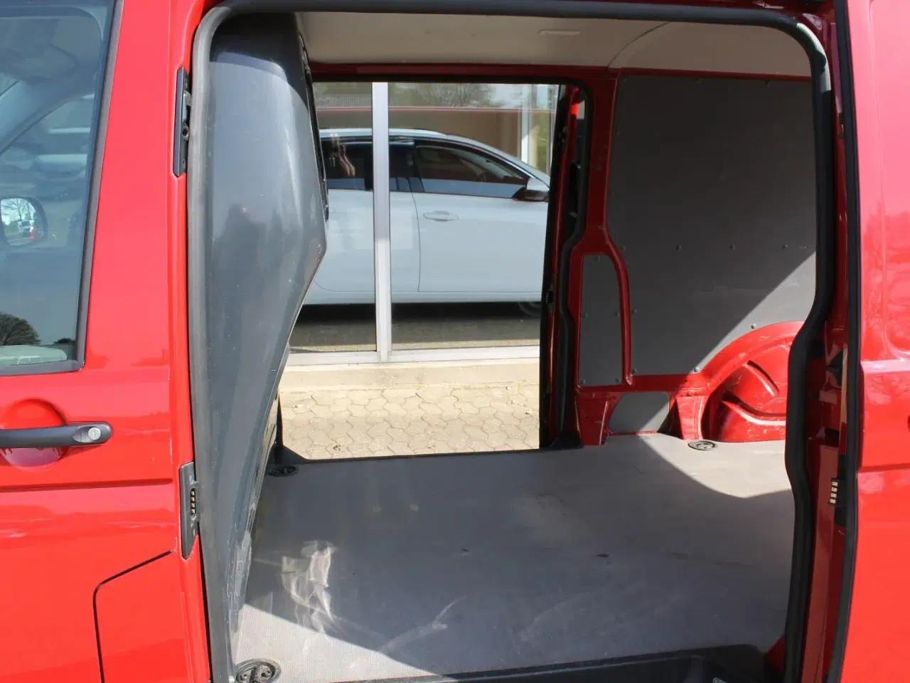 Billede 10 - VW Transporter 2,0 TDi 150 Kassevogn DSG lang