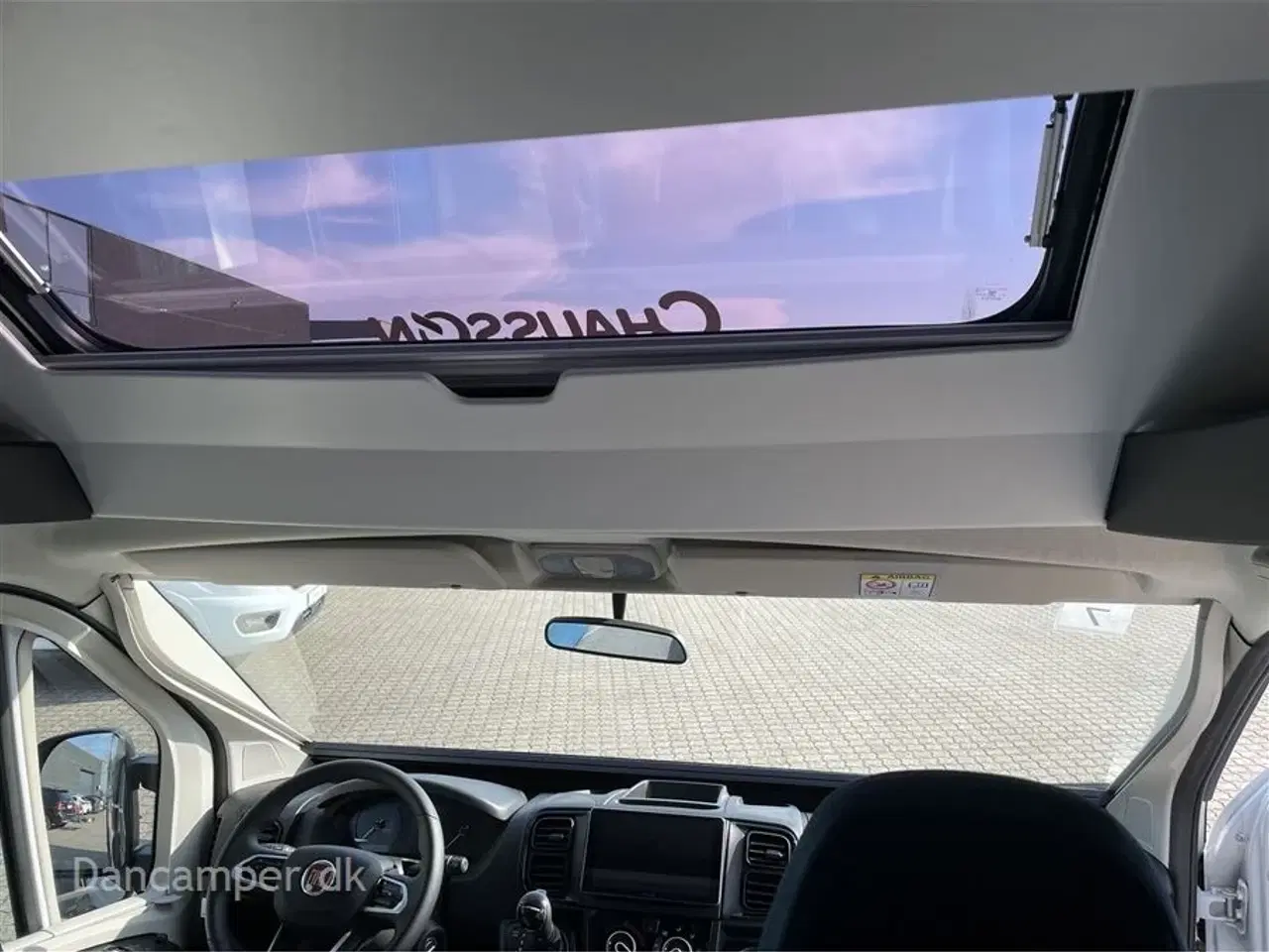 Billede 29 - 2024 - Chausson X650 Exclusive line   Camper med stor Lounge og siddegruppe, 9-trins automatgear, sænkeseng, stor garage, specialfælge, Artic, Connect- og X-tilbehørspakke ,