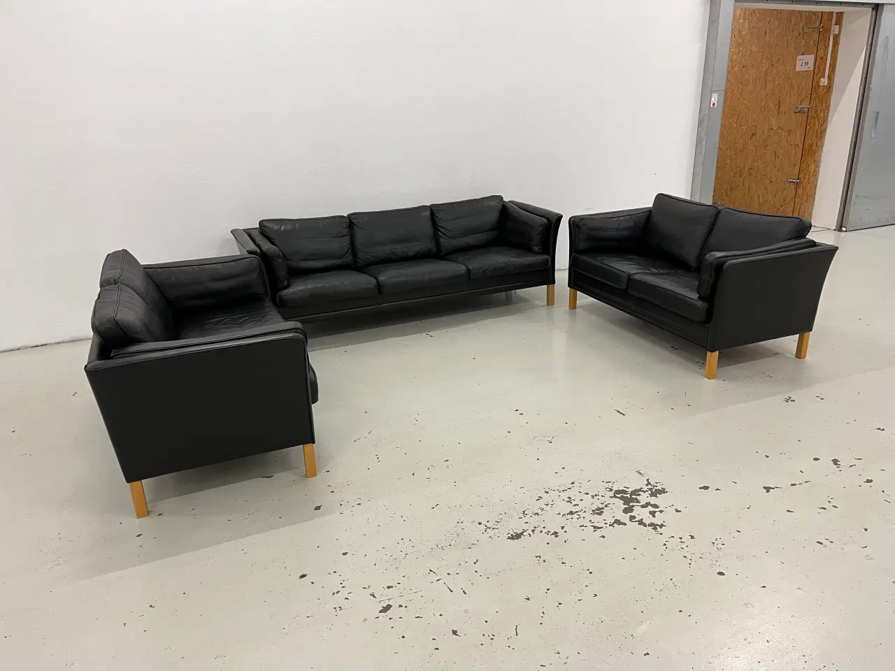Billede 3 - Mogens Hansen MH2225 Sofagruppe i sort prestige.