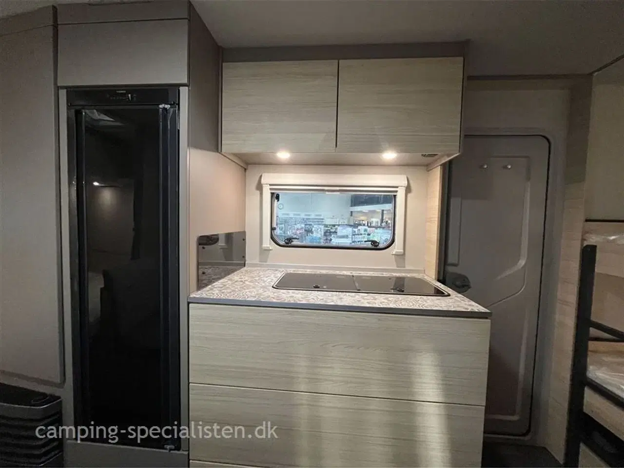 Billede 6 - 2025 - Weinsberg CaraCito 470 QDK   Weinsberg CaraCito 470 QDK model 2025 - kan ses nu hos Camping-Specialisten.dk