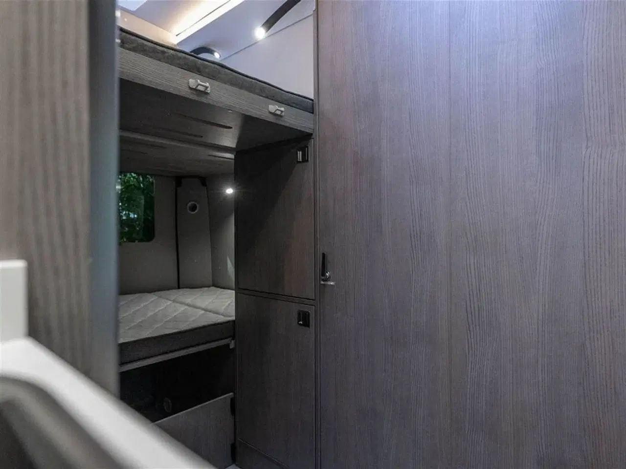 Billede 21 - 2023 - FURGOK XPACE 600 FAMILY North   Van med plads til 5 personer!