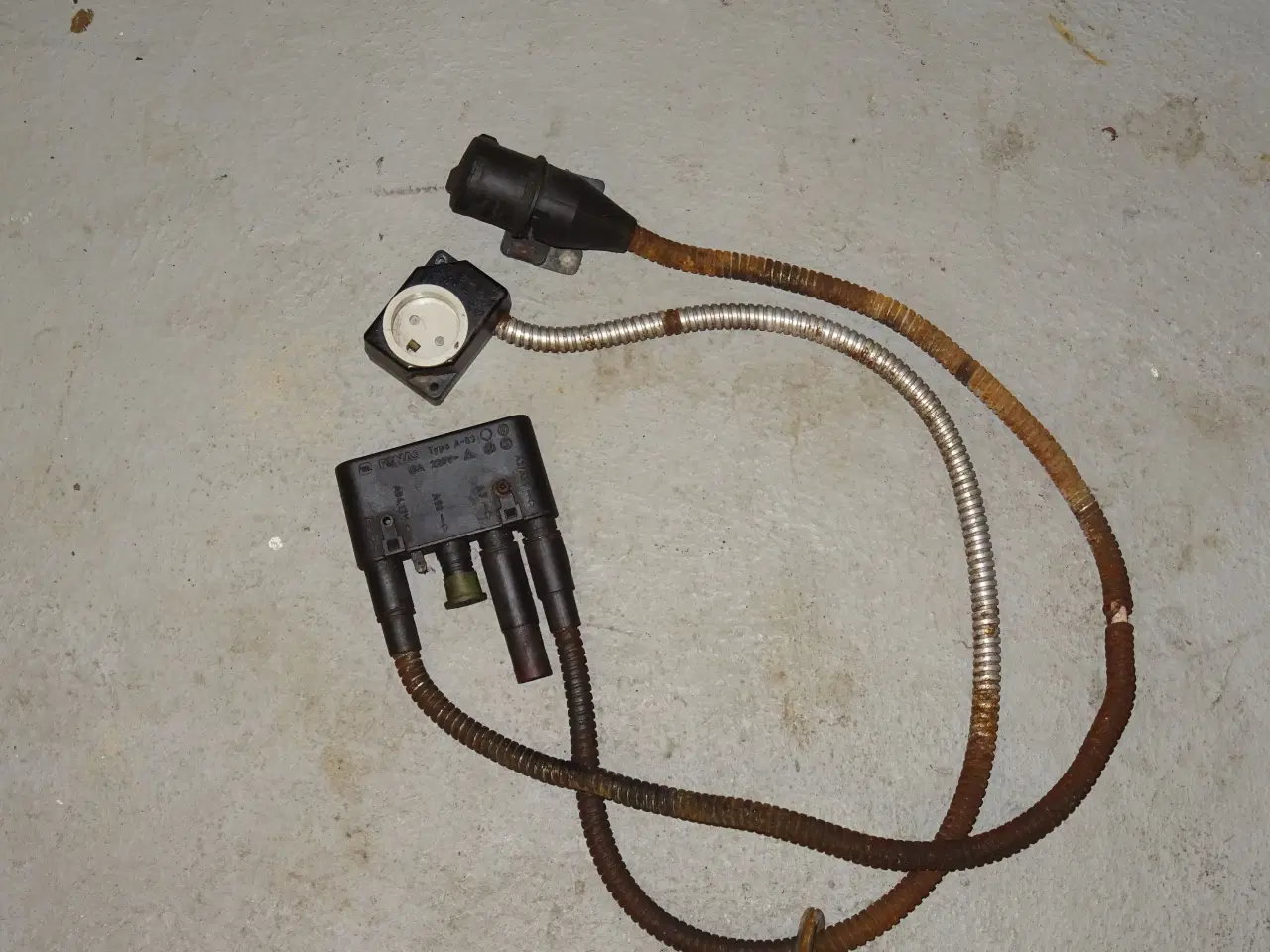 Billede 1 - Fonas A83 Motorvarmer del  fra Volvo 264