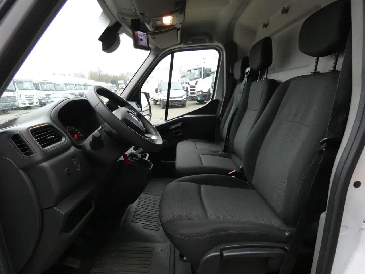 Billede 9 - Renault Master T35 L3H3 2,3 DCI RWD start/stop 165HK Van 6g
