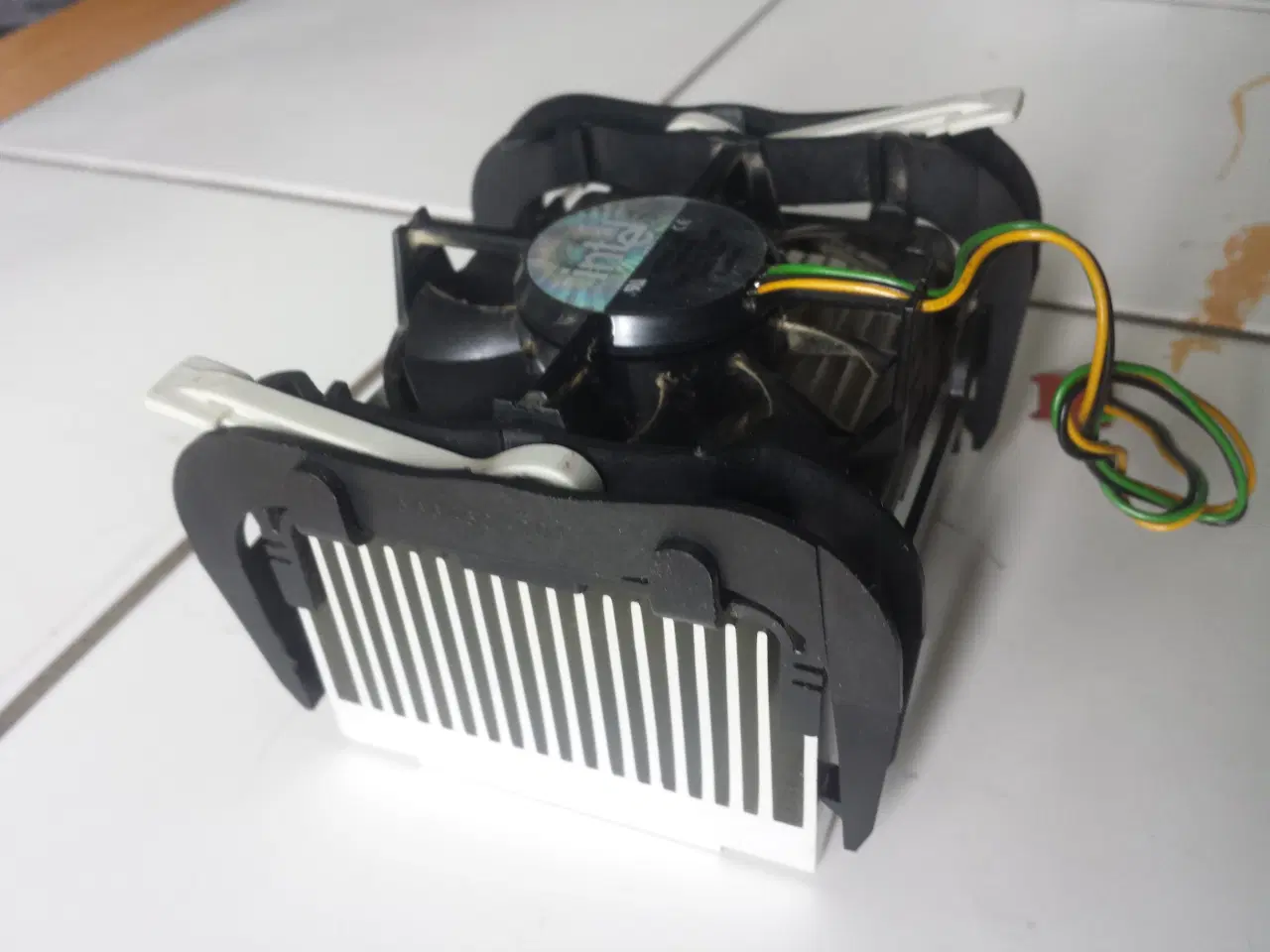 Billede 3 - Socket 478 Plastik Mounting Bracket t. Intel CPU