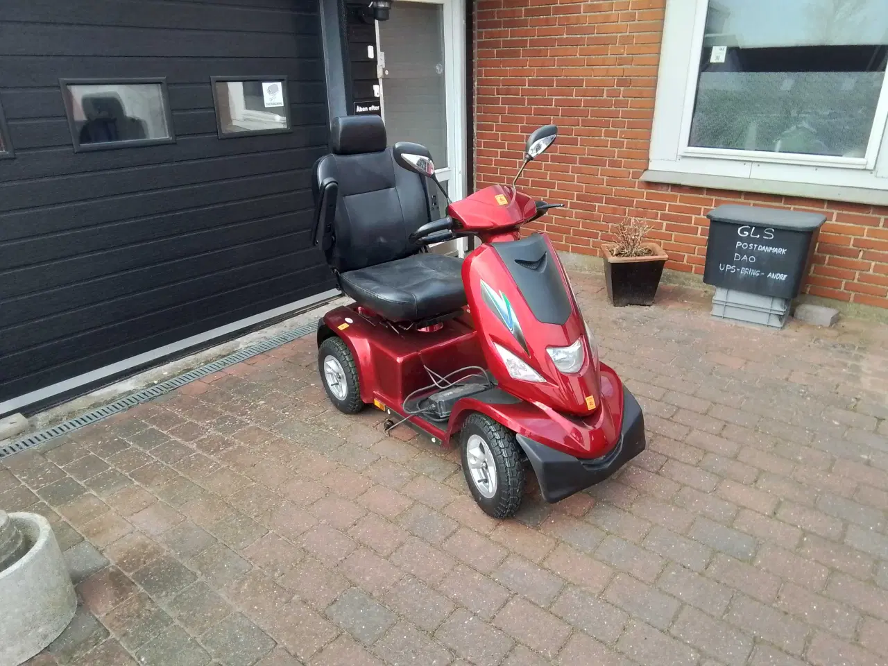 Billede 1 - Vi opkøber nyere 4 hjulede elscootere
