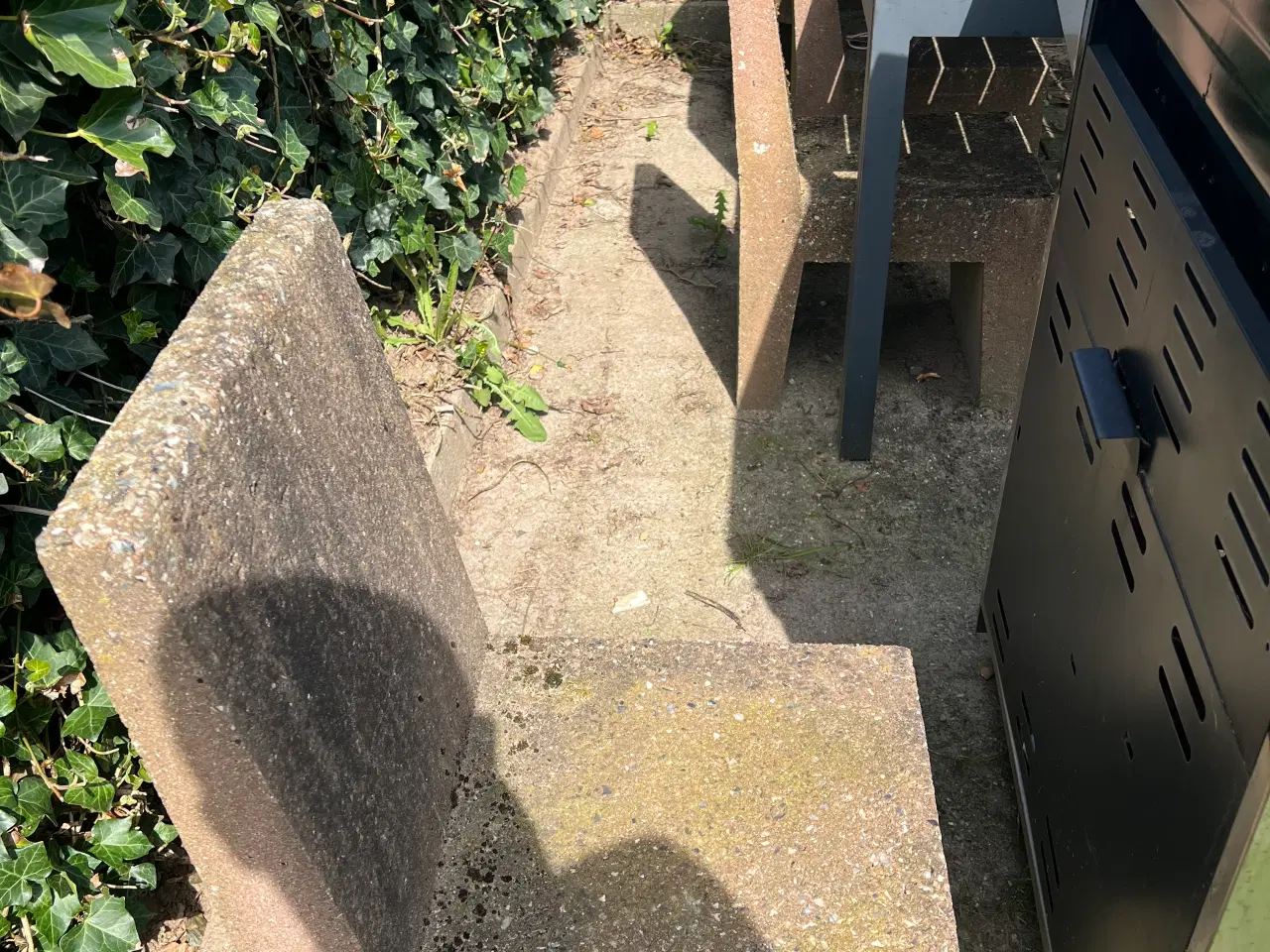 Billede 1 - Beton stole 4 stk 