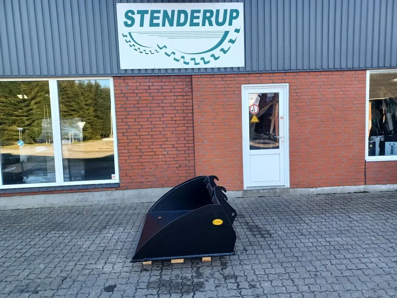 Billede 1 - Kirk SVENSKER/PLANERSKOVL