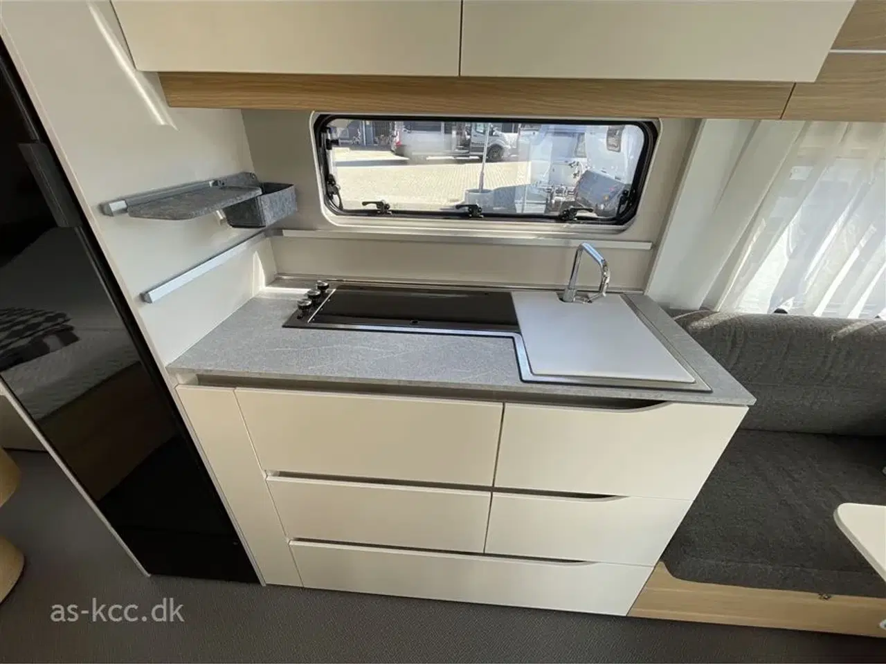 Billede 5 - 2023 - Adria Adora 613 UT Alde Centralvarme   Adria Adora 613 UT Alde Centralvarme  Dobbeltseng