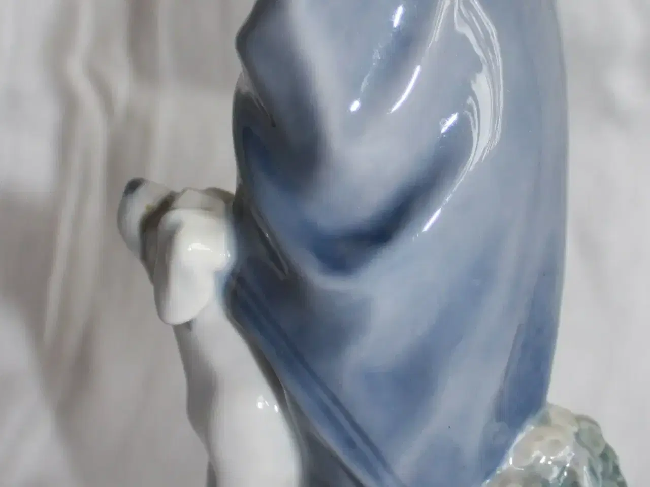 Billede 4 - Hyrde med hund. Figur fra Royal Copenhagen