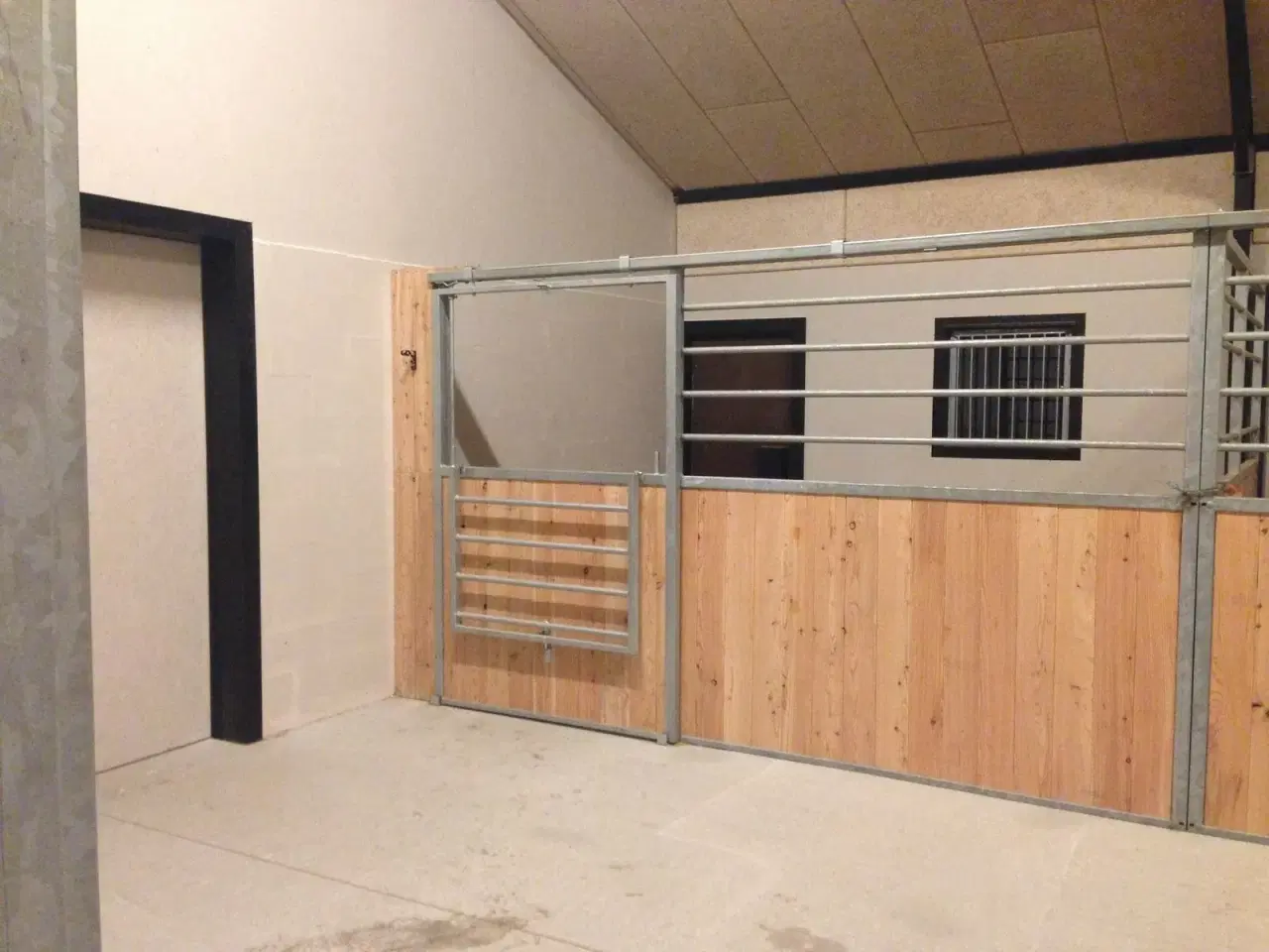 Billede 2 - Hestebokse - TILBUD 3 meter front + 3 meter side, 