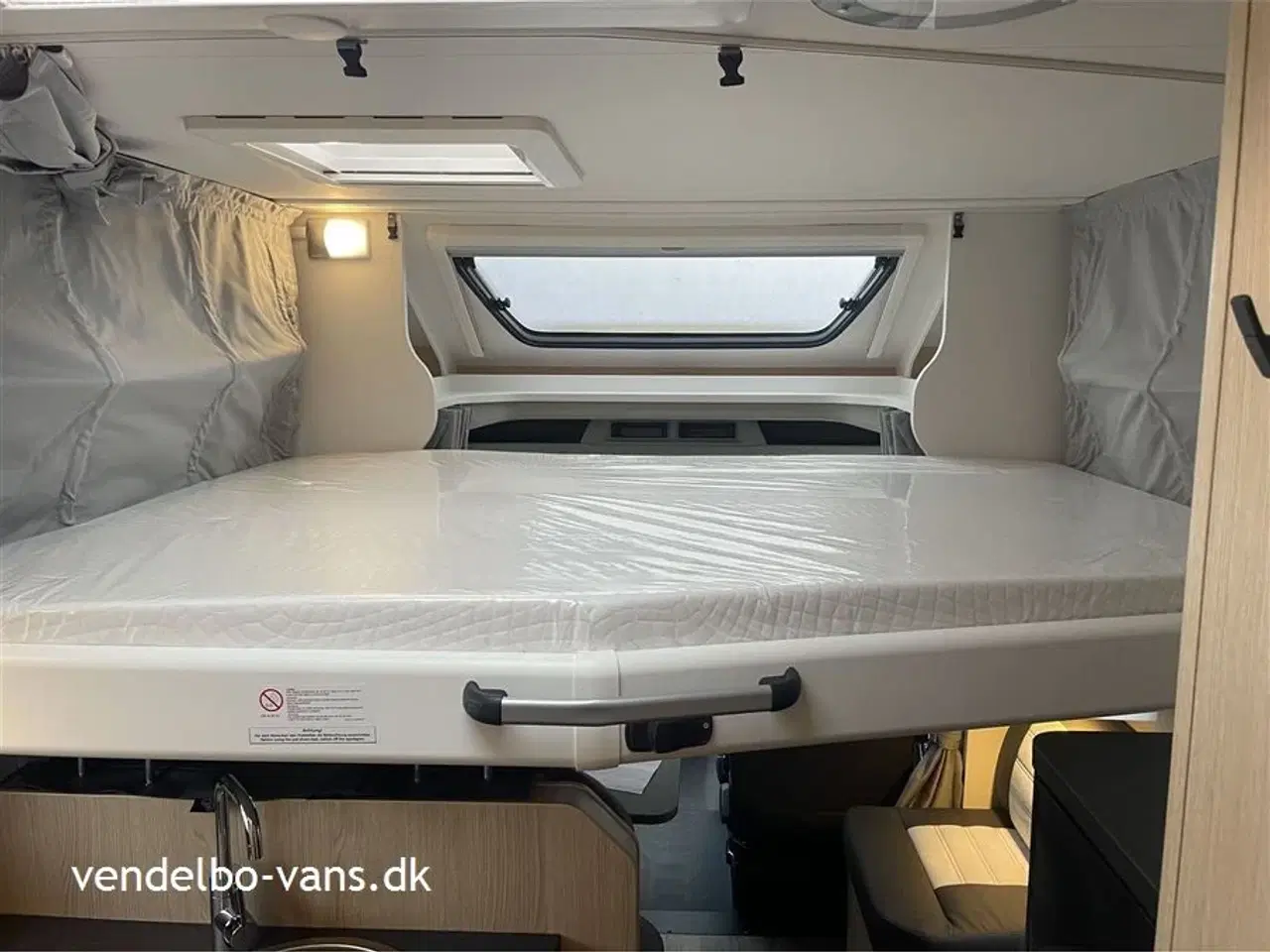 Billede 6 - 2024 - SunLight T 690L Adventure Edition   Adventure Edition, spækket med udstyr