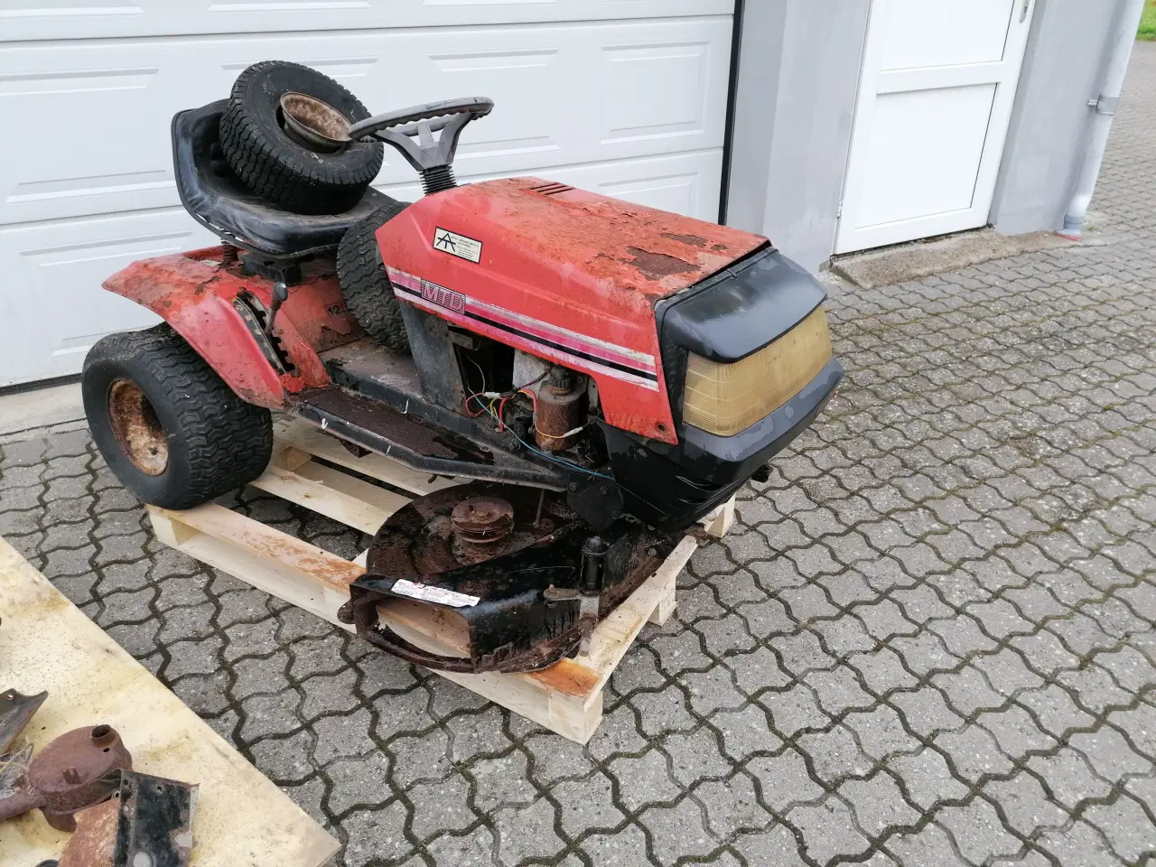 Billede 14 - Dele fra Jonsered LTH16 / MTD 1450E Pris fra