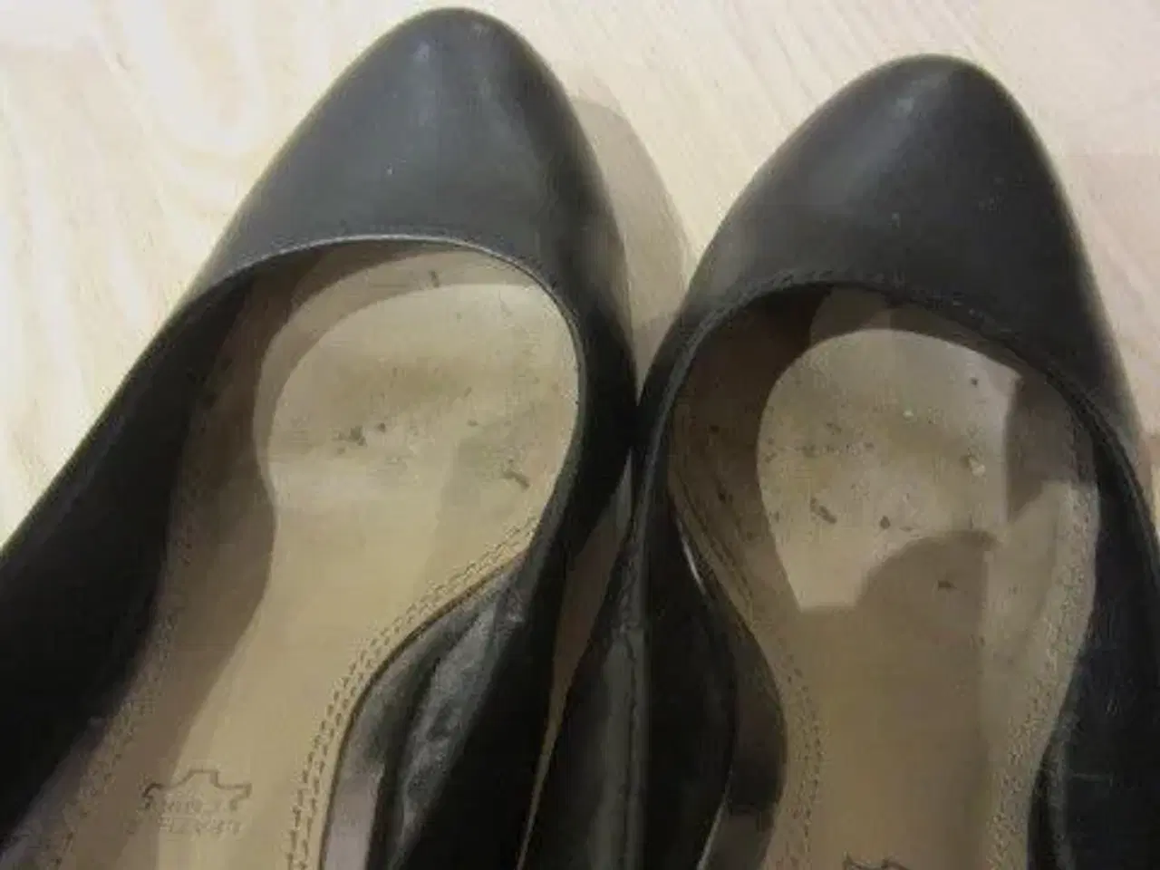 Billede 4 - Str. 37, heels fra S.Oliver