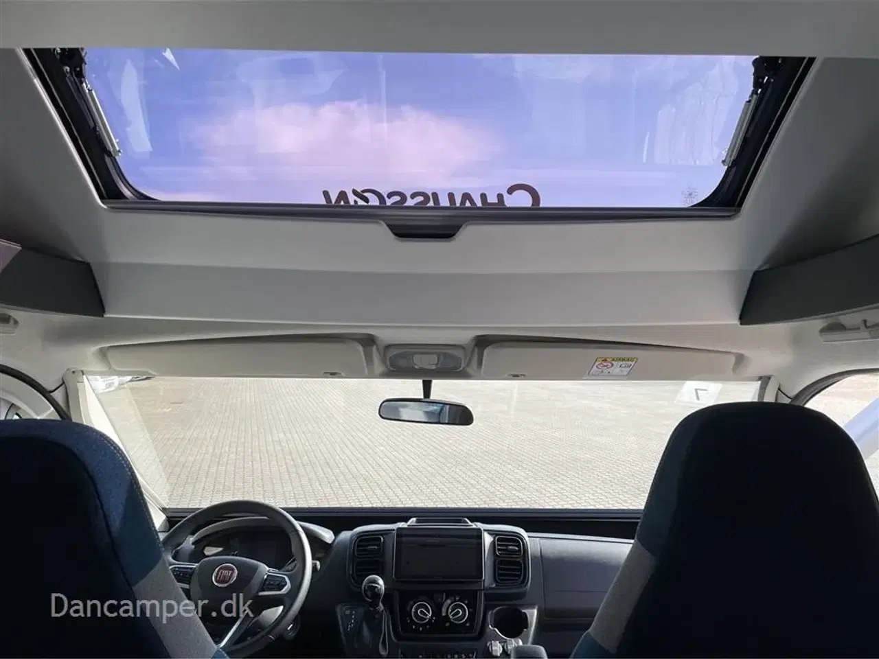 Billede 11 - 2024 - Chausson X650 Exclusive line   Camper med stor Lounge og siddegruppe, 9-trins automatgear, sænkeseng, stor garage, specialfælge, Connect- og X-tilbehørspakke ,