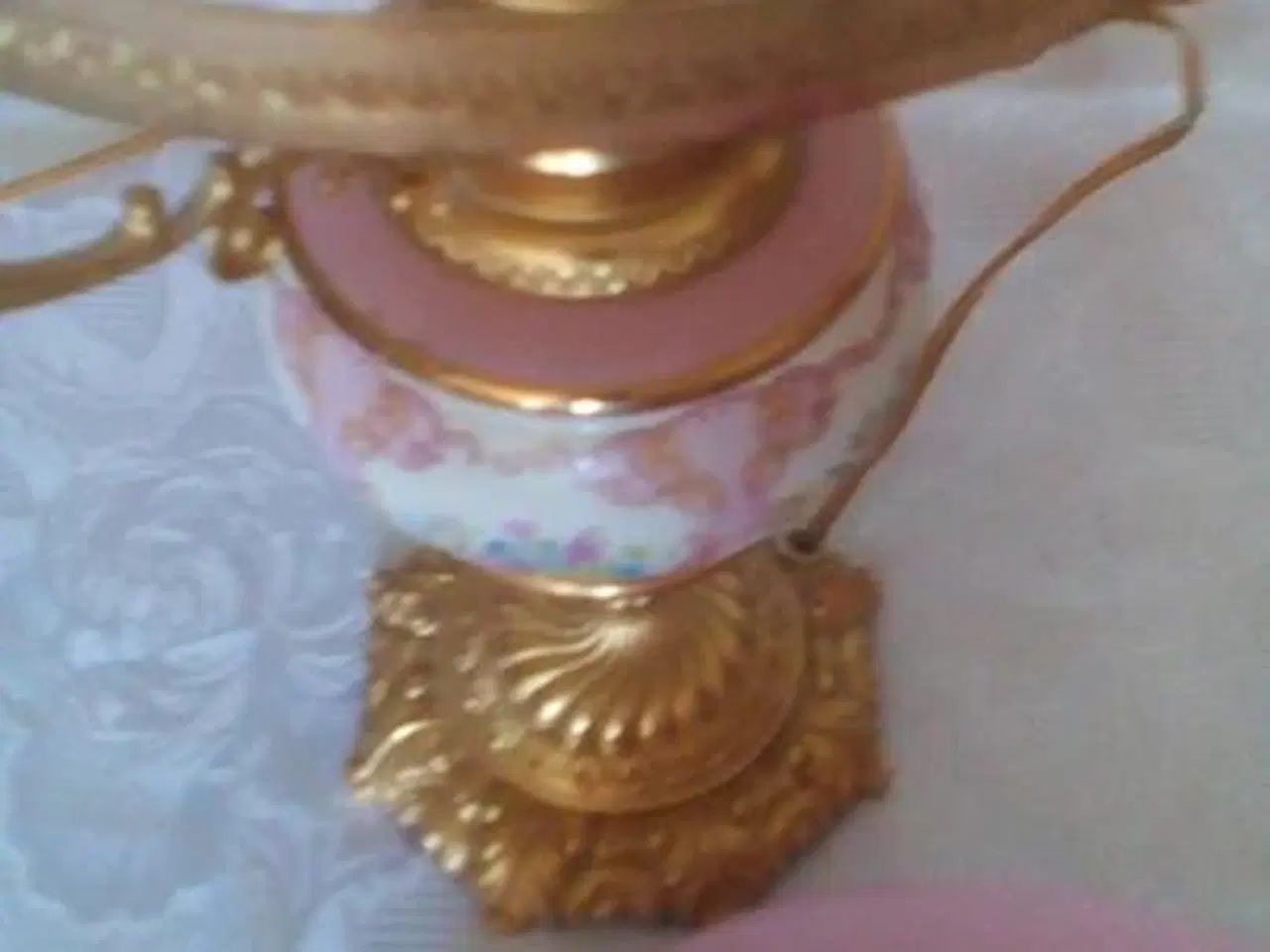 Billede 2 - Lampe- gaml petroliums lampe (look a'like), til el