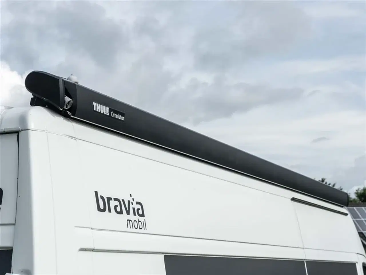 Billede 28 - 2021 - Bravia 636 140 Hk Edition 30   Campervan med langsgående senge og god indretning Kørt 20,500 Km.