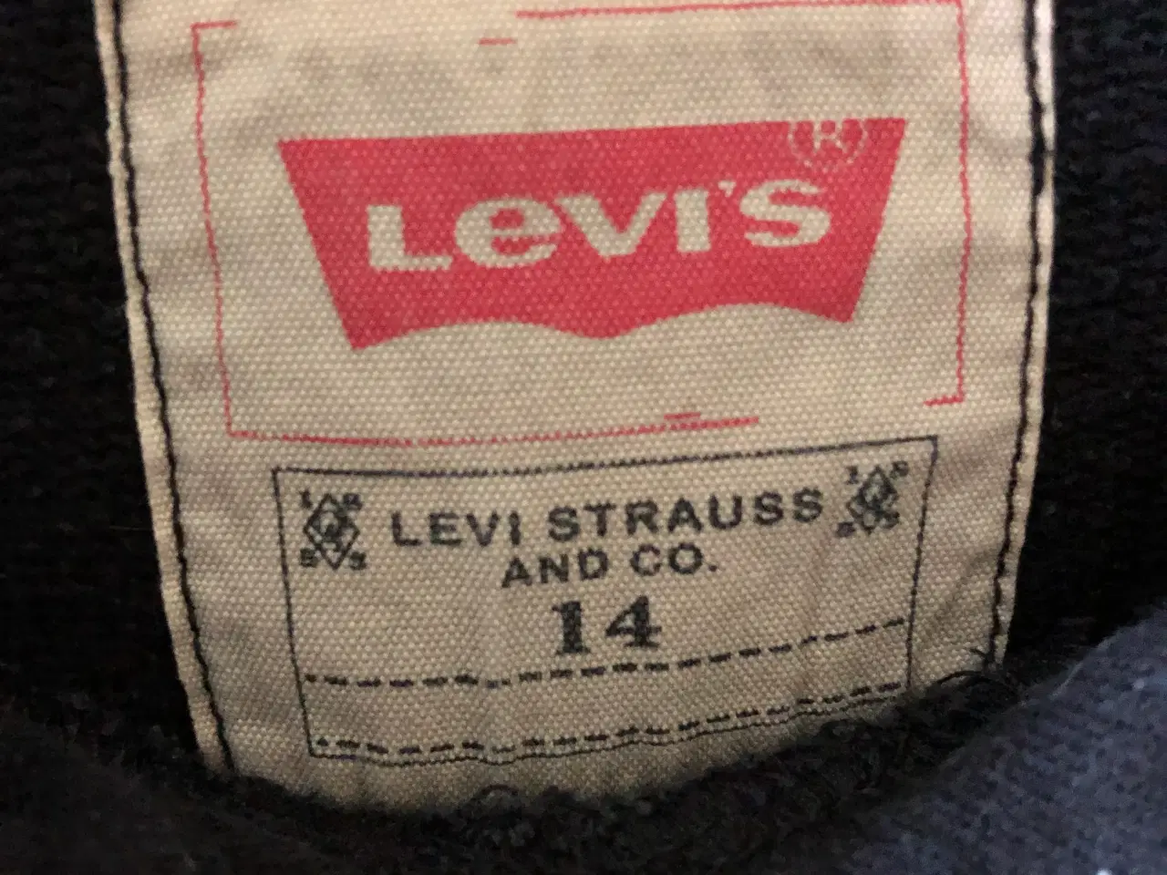 Billede 3 - Levi`s hættebluse til børn