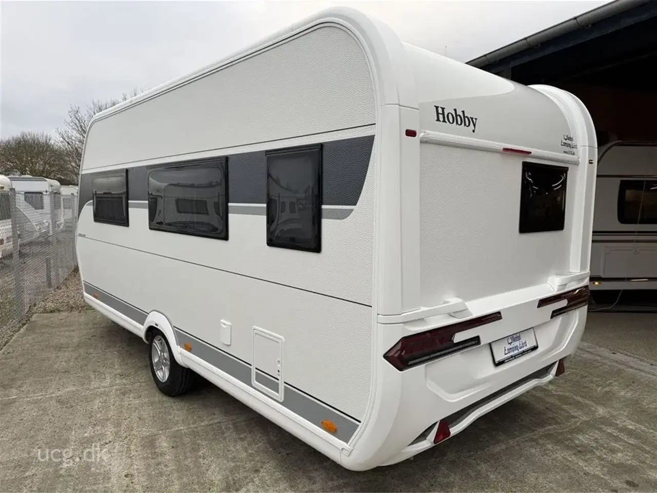 Billede 5 - 2025 - Hobby De Luxe 460 SFf   Prisen er inkl. klargøring, gastest, fugttest, syn og nummerplade.