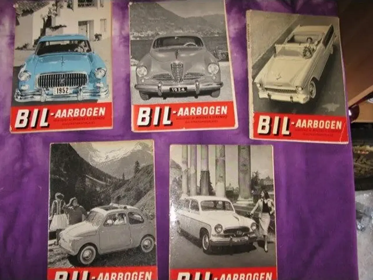 Billede 1 - KØBES - Bil Årbogen og Den Store Bilrevy