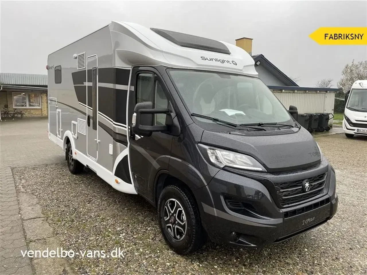 Billede 1 - 2022 - SunLight T 68 Adventure Edition   Enkeltsenge og stor garage - AUT. GEAR