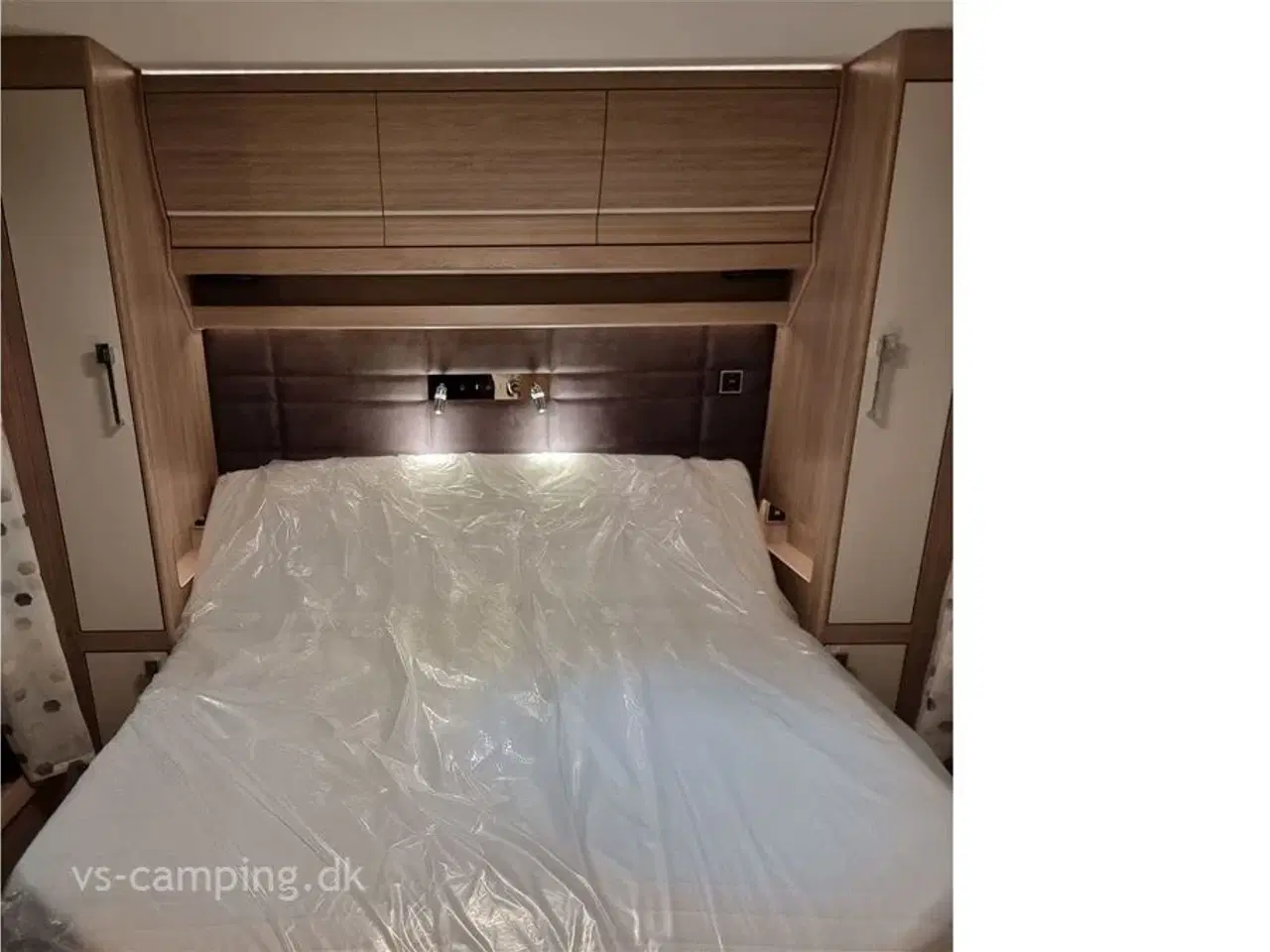 Billede 6 - 2023 - Kabe Royal 560 GLE KS B8   HELÅRSVOGN MED FRITSTÅENDE DOBBELTSENG