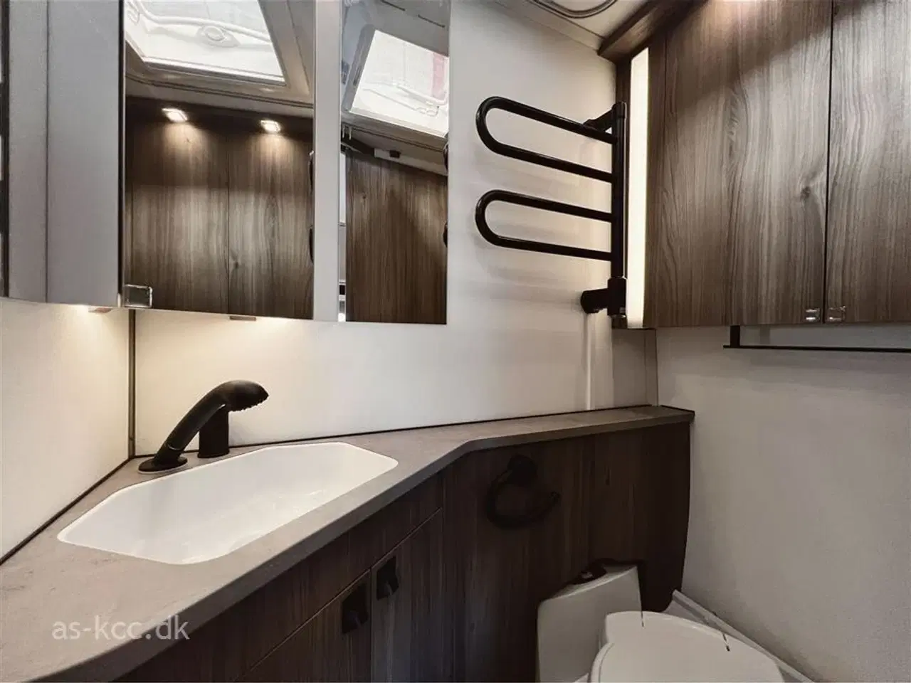 Billede 19 - 2025 - Kabe Royal 560 XL KS