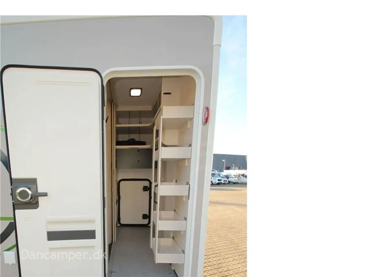 Billede 23 - 2023 - Chausson 660 Titanium ULTIMATE   Chausson 660 Titanium ULTIMATE - 170 HK og 6 trins automatgear. Designet vundet den Europæiske innovationspris.
