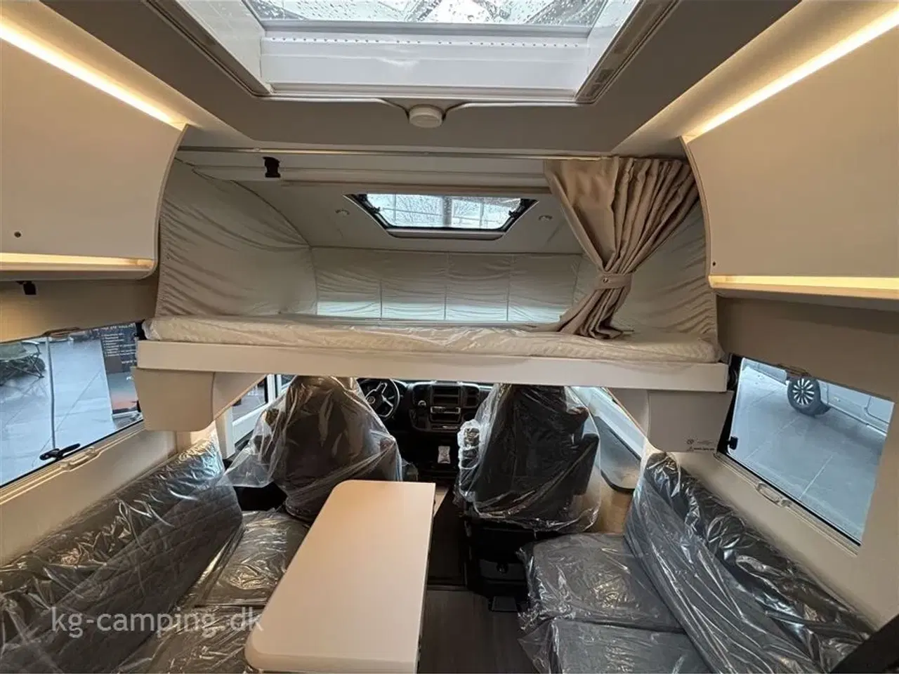 Billede 21 - 2024 - Adria Sonic Plus 700 DL   Adria Sonic 700 DL – Bestilt hjem med topudstyr! NU EKSTRA nedsat