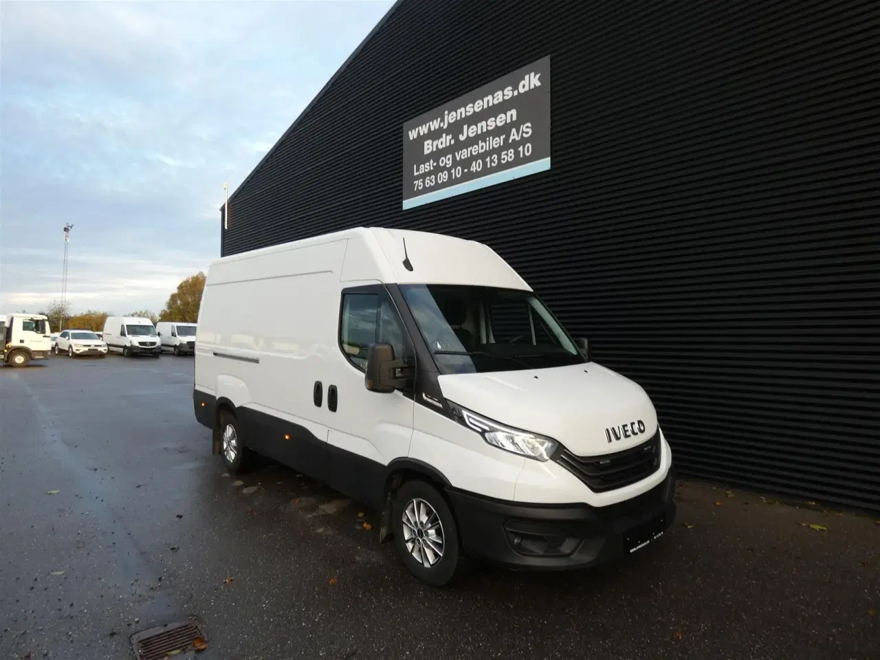 Billede 1 - Iveco Daily 35S18 12m3 3,0 D 180HK Van 8g Aut.
