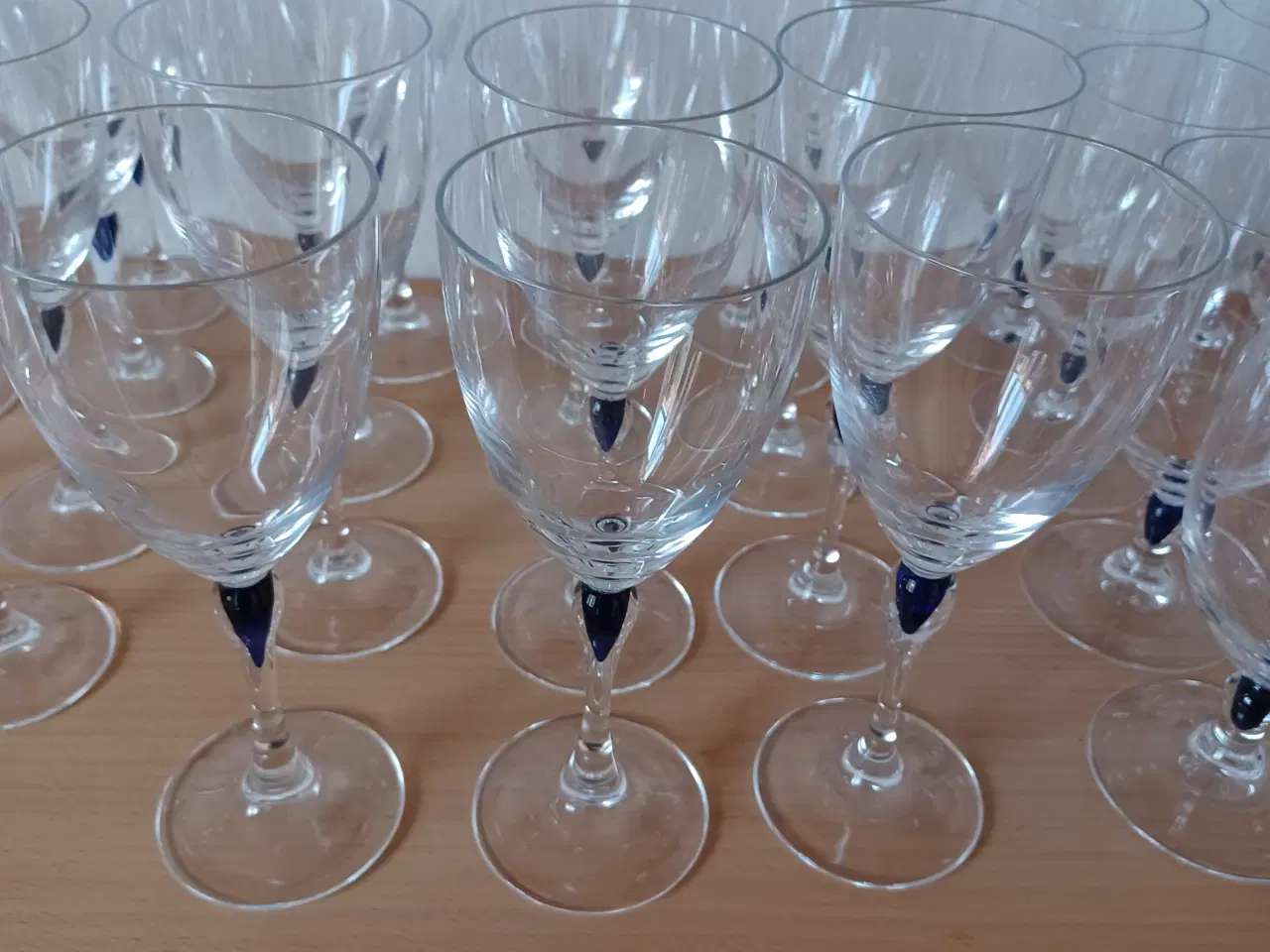 Billede 4 - Safir Krystal glas 94 stk