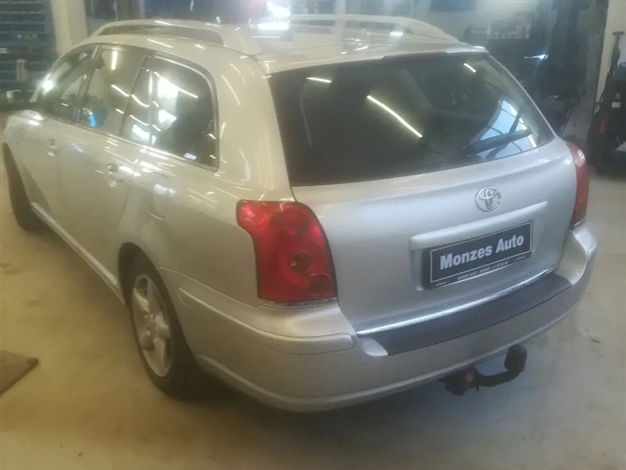 Billede 4 - Toyota Avensis 2,2 D-4D Linea Sol 150HK Stc 6g