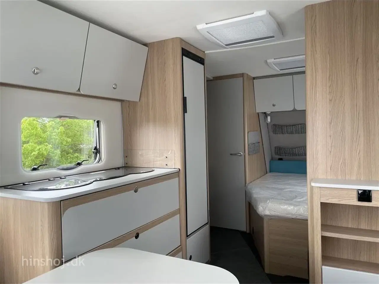 Billede 6 - 2022 - Dethleffs Aero 470 FR "90 Years"    Dethleffs med Fransk dobbeltseng fra Hinshøj Caravan A/S