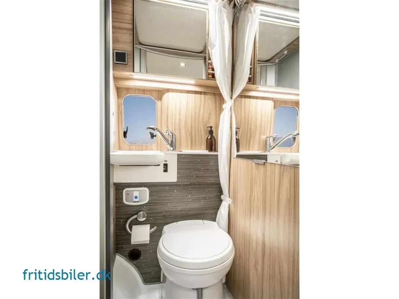 Billede 21 - 2024 - Hymer Campervan Grand Canyon   Hymer Grand Canyon Fiat kompakt luksus campervan under 6.00 meter