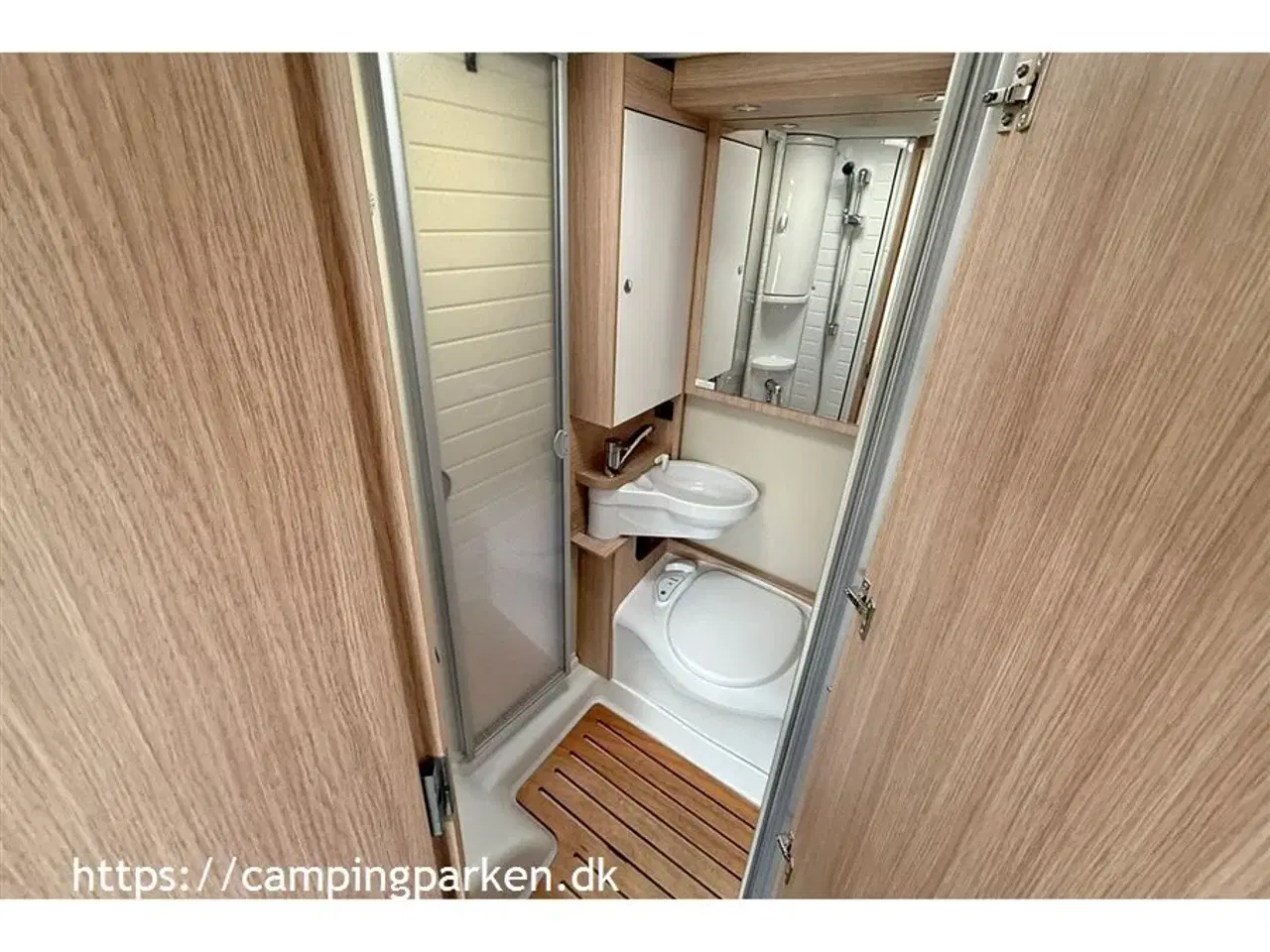 Billede 8 - 2018 - SunLight T 58 Active   Rummelig autocamper under 6 meter!