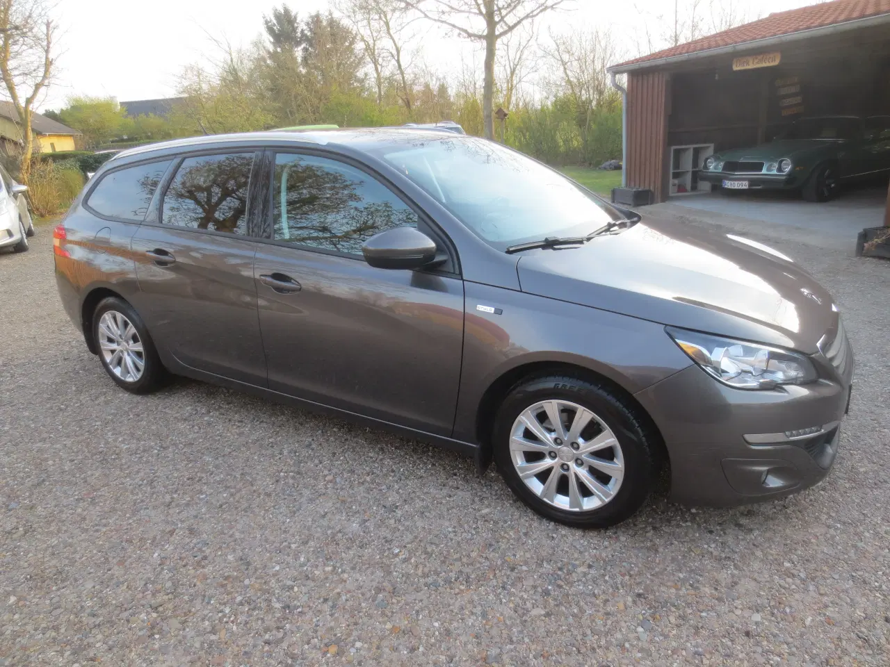 Billede 4 - Peugeot 308 1.6 Blue HDi Stc år 2016. 