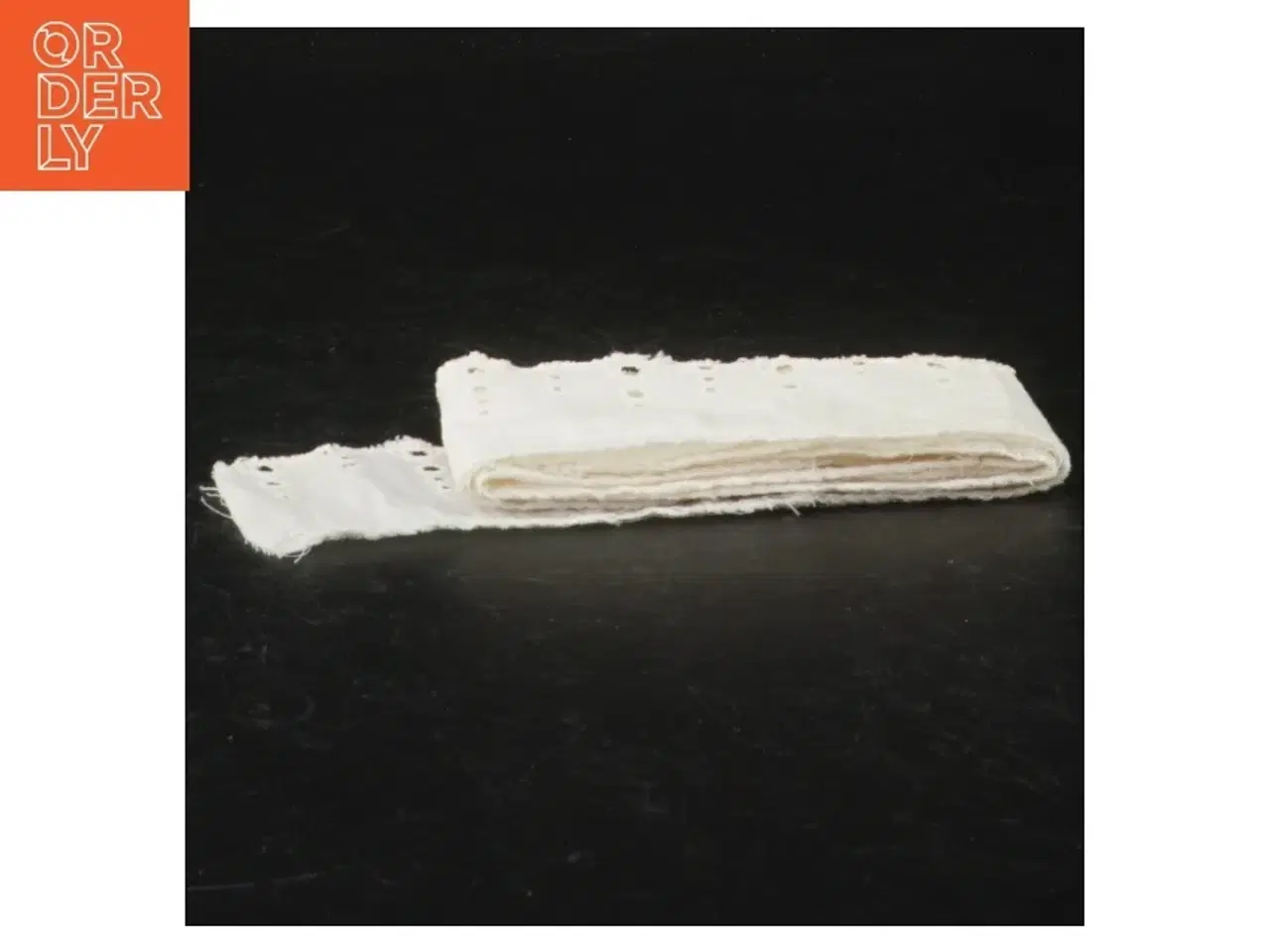 Billede 3 - Hvid blondekant (str. 120 cm. x. 5 cm)