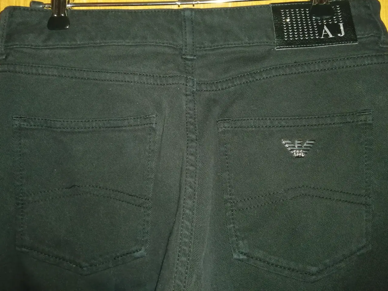 Billede 1 - ARMANI DAME JEANS I MEGET FLOT STAND STR 27/30