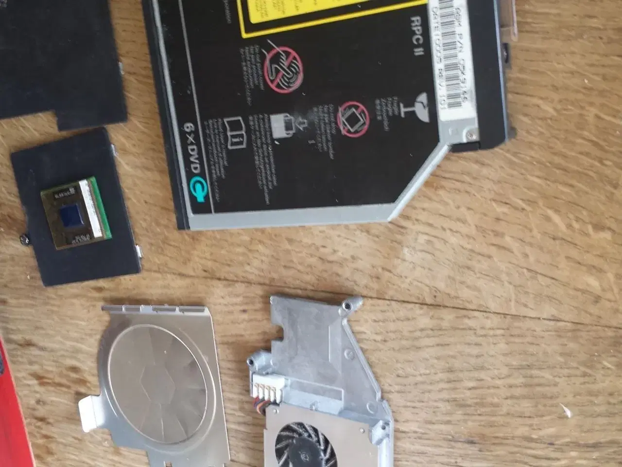 Billede 3 - IBM Lenovo T20 sælges i dele!
