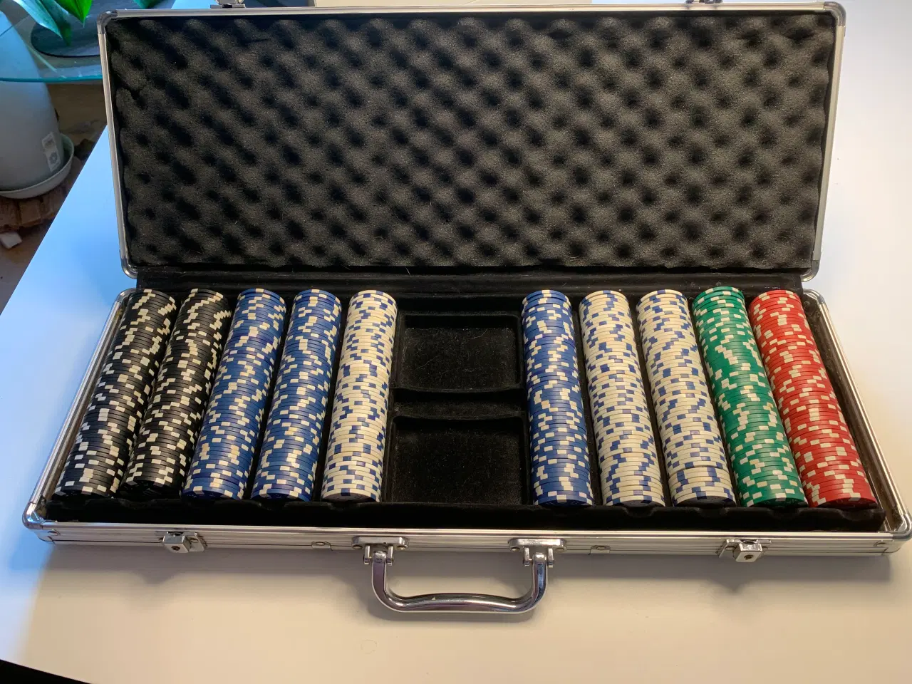 Billede 1 - Pokerspil i kuffert